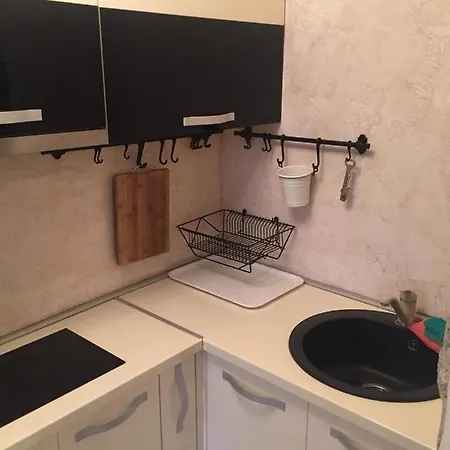 Alex Apartman *